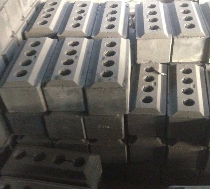 Процес производње претходно печеног анодног угљеничног блока